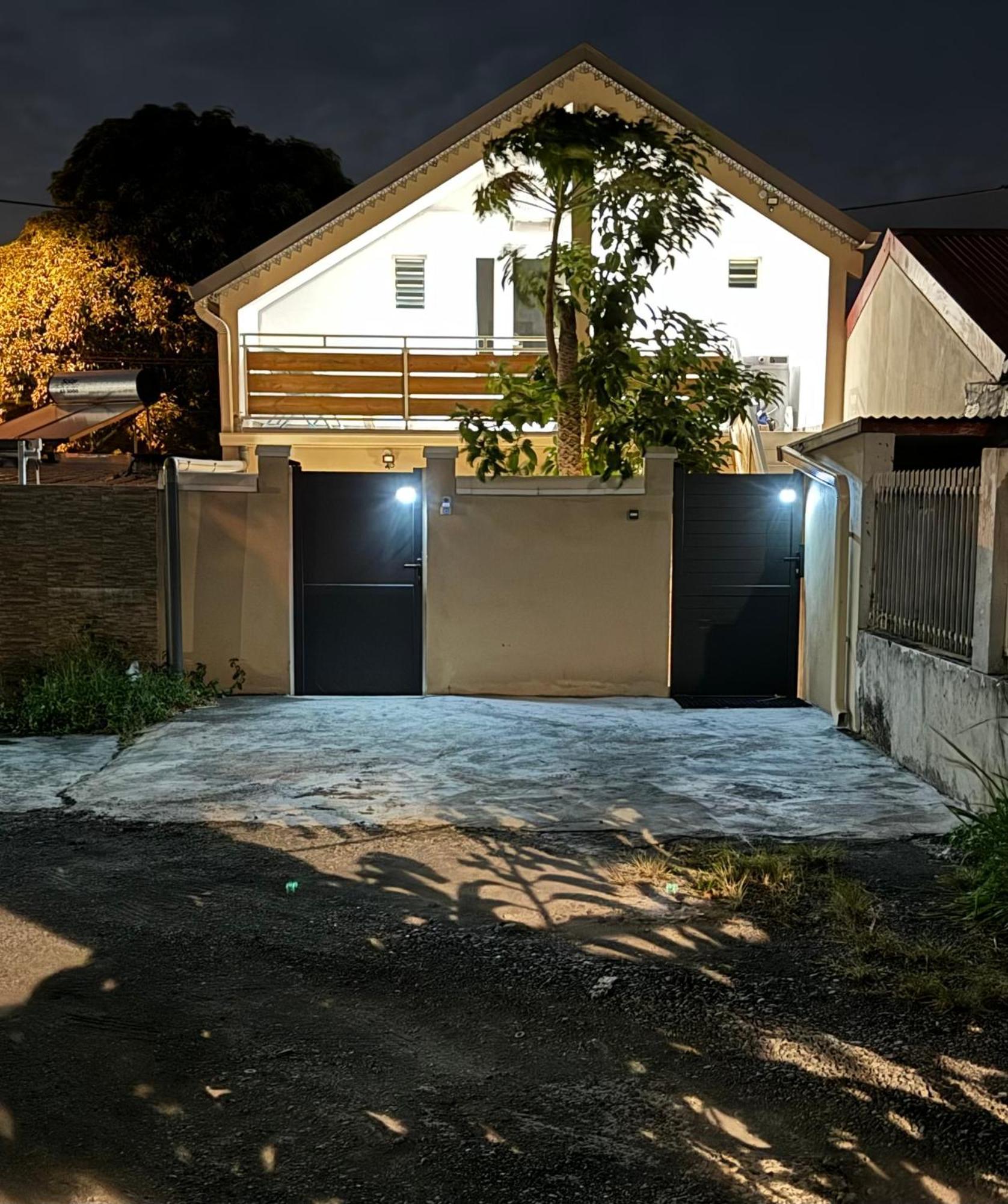 Grand Studio Charmant, Tout Equipe… Saint-Denis Dış mekan fotoğraf
